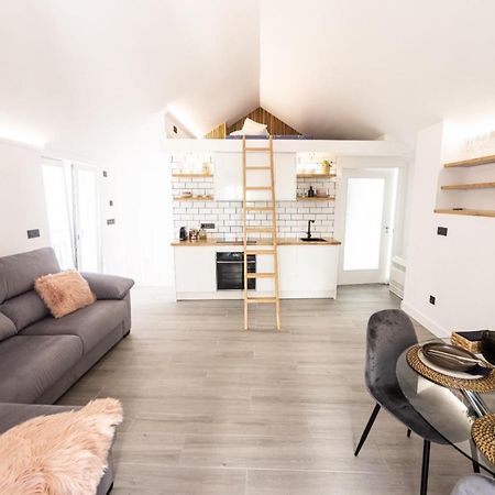 カマリーニャスA Casa Dos Contosアパートメント エクステリア 写真