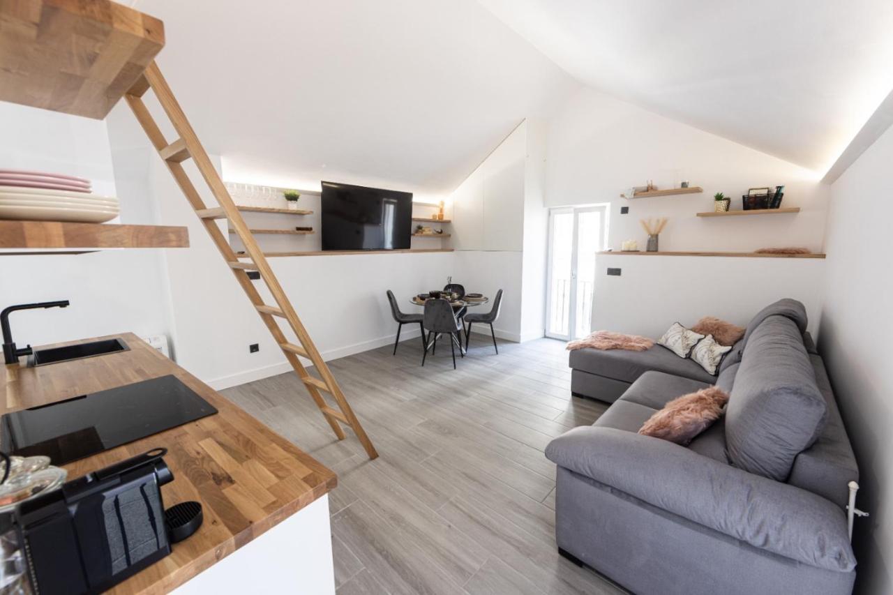 カマリーニャスA Casa Dos Contosアパートメント エクステリア 写真